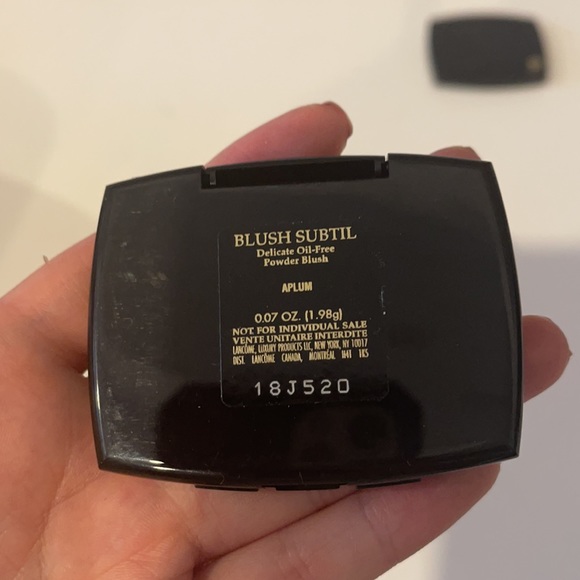 Brand new Lancôme blush with mirror compact - Picture 5 of 5
